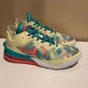 Nike LeBron 18 Low “LeBronald Palmer”